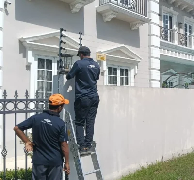 electric-fence-repair-and-maintenance